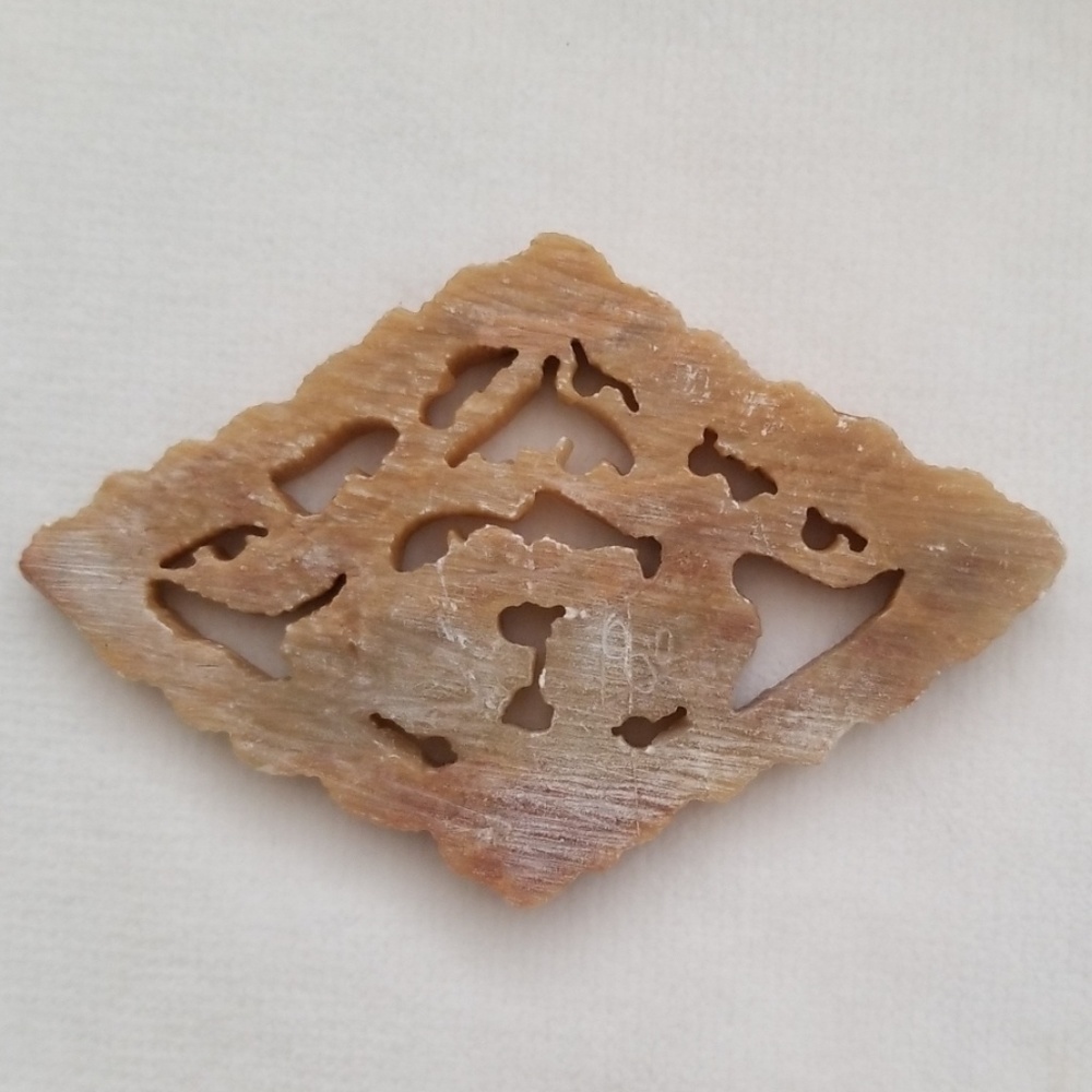 Kissing Koi Fish Hand Carved Soapstone Pendant - Picture 7 of 8